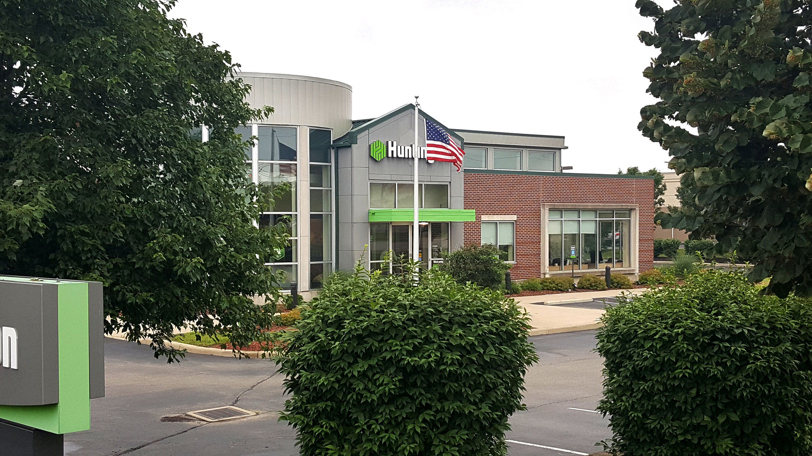 Huntington Bank - West Chester — photo 2