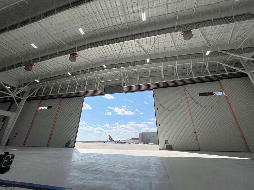 FEAM AERO Hangar — photo 4